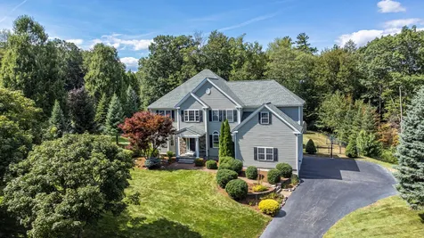 6 Wildwood Road Auburn NH 03032