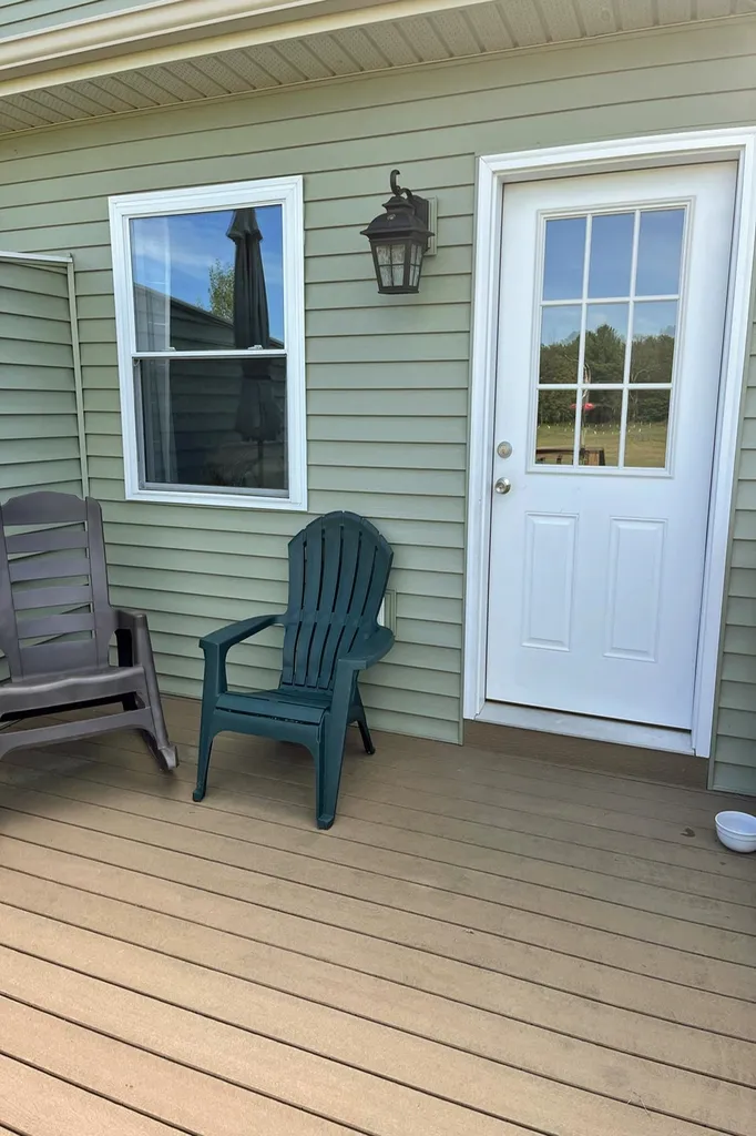 20 East Road Fairfax VT 05454
