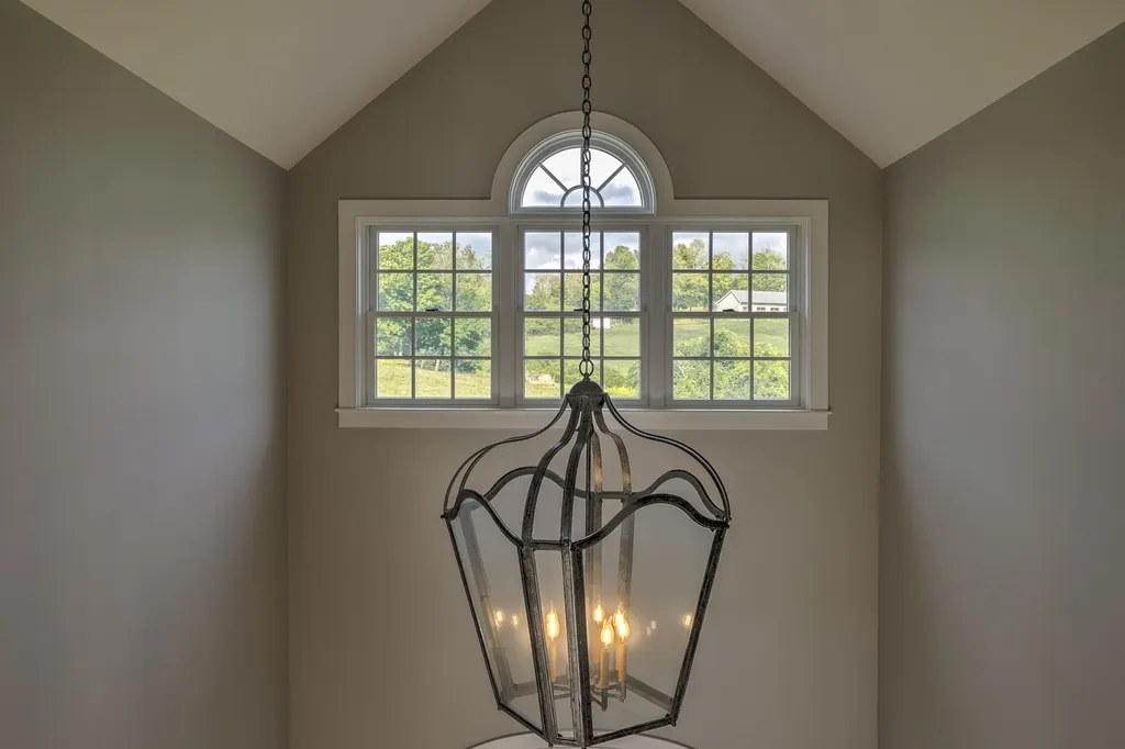 5 Lennon Lane Walpole NH 03608