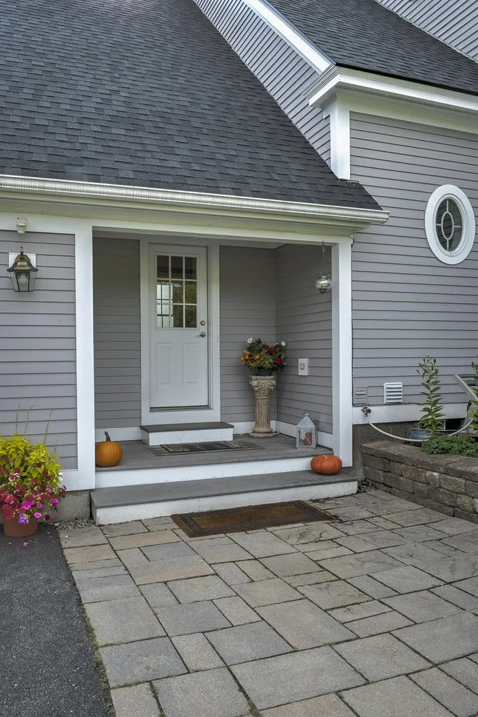 5 Lennon Lane Walpole NH 03608