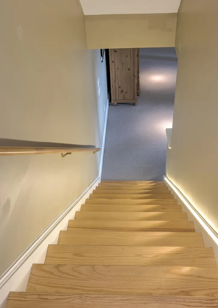 5 Lennon Lane Walpole NH 03608