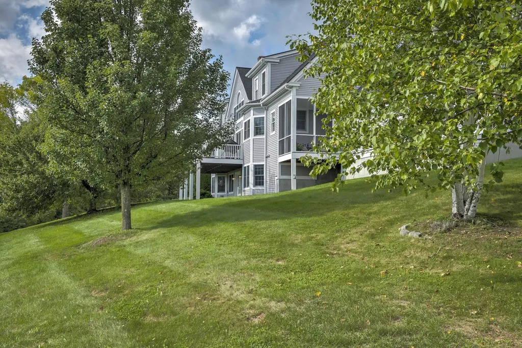 5 Lennon Lane Walpole NH 03608