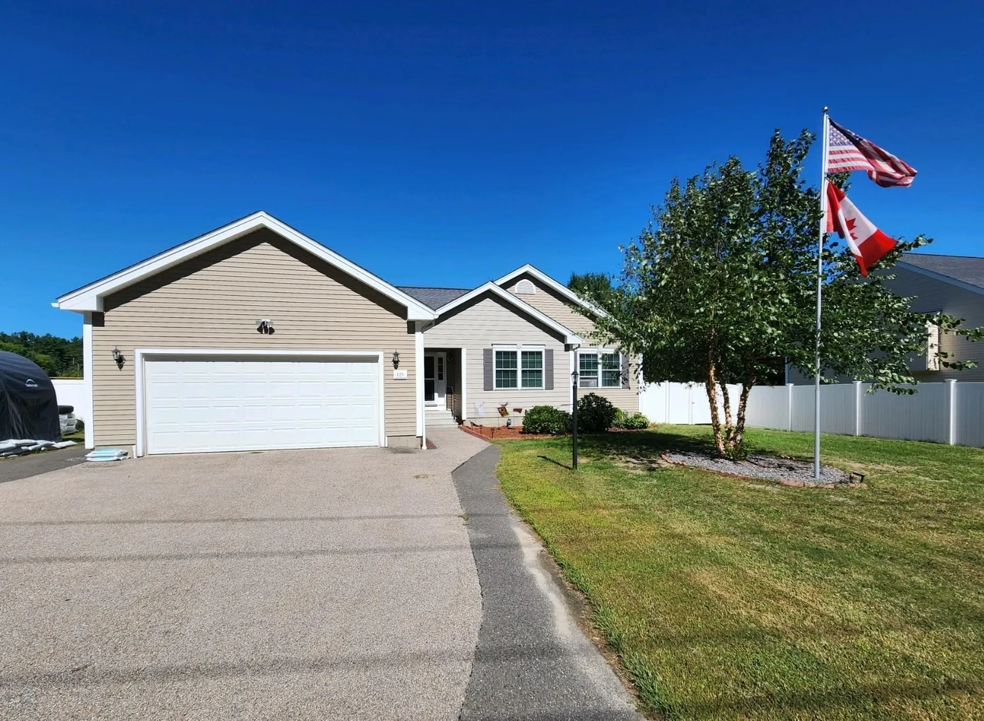 129 Pine Hill Road Nashua NH 03063