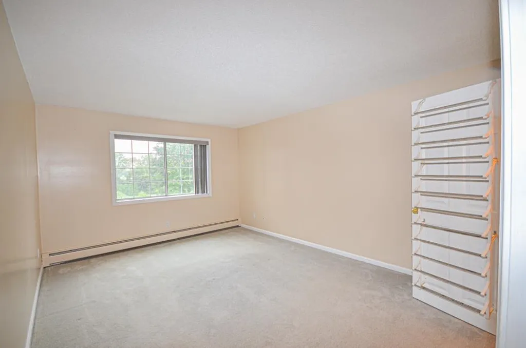377 Huse Road Manchester NH 03103-3174