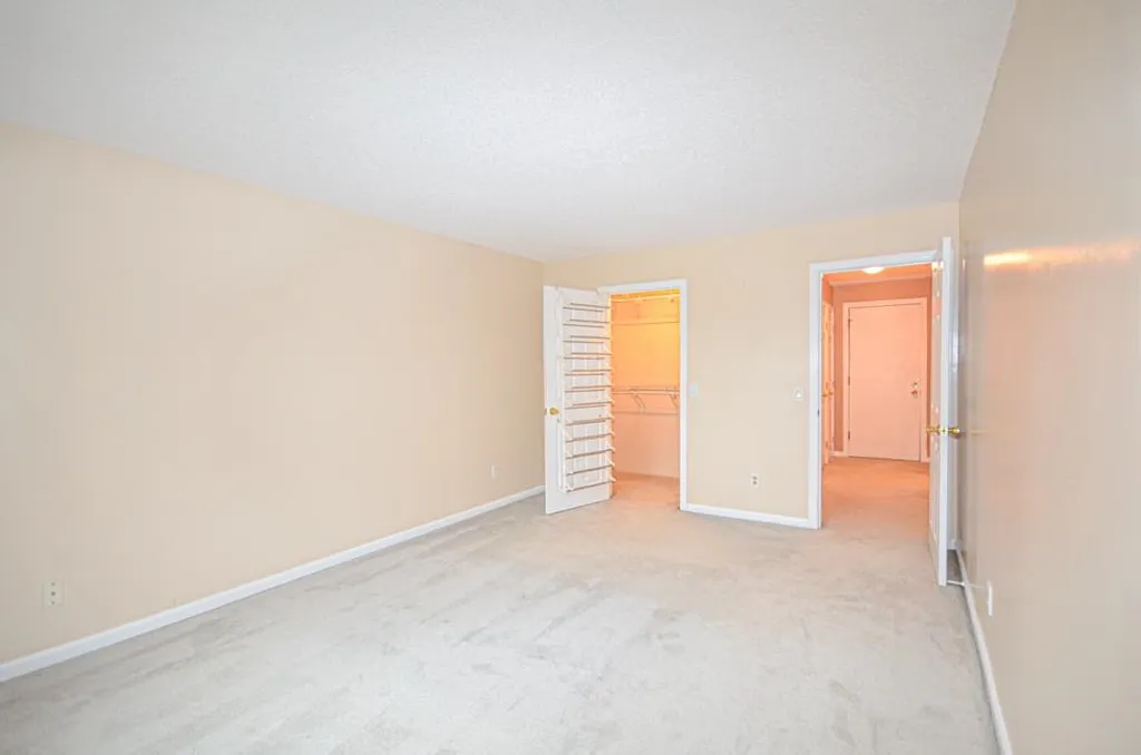 377 Huse Road Manchester NH 03103-3174