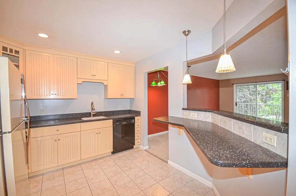 377 Huse Road Manchester NH 03103-3174