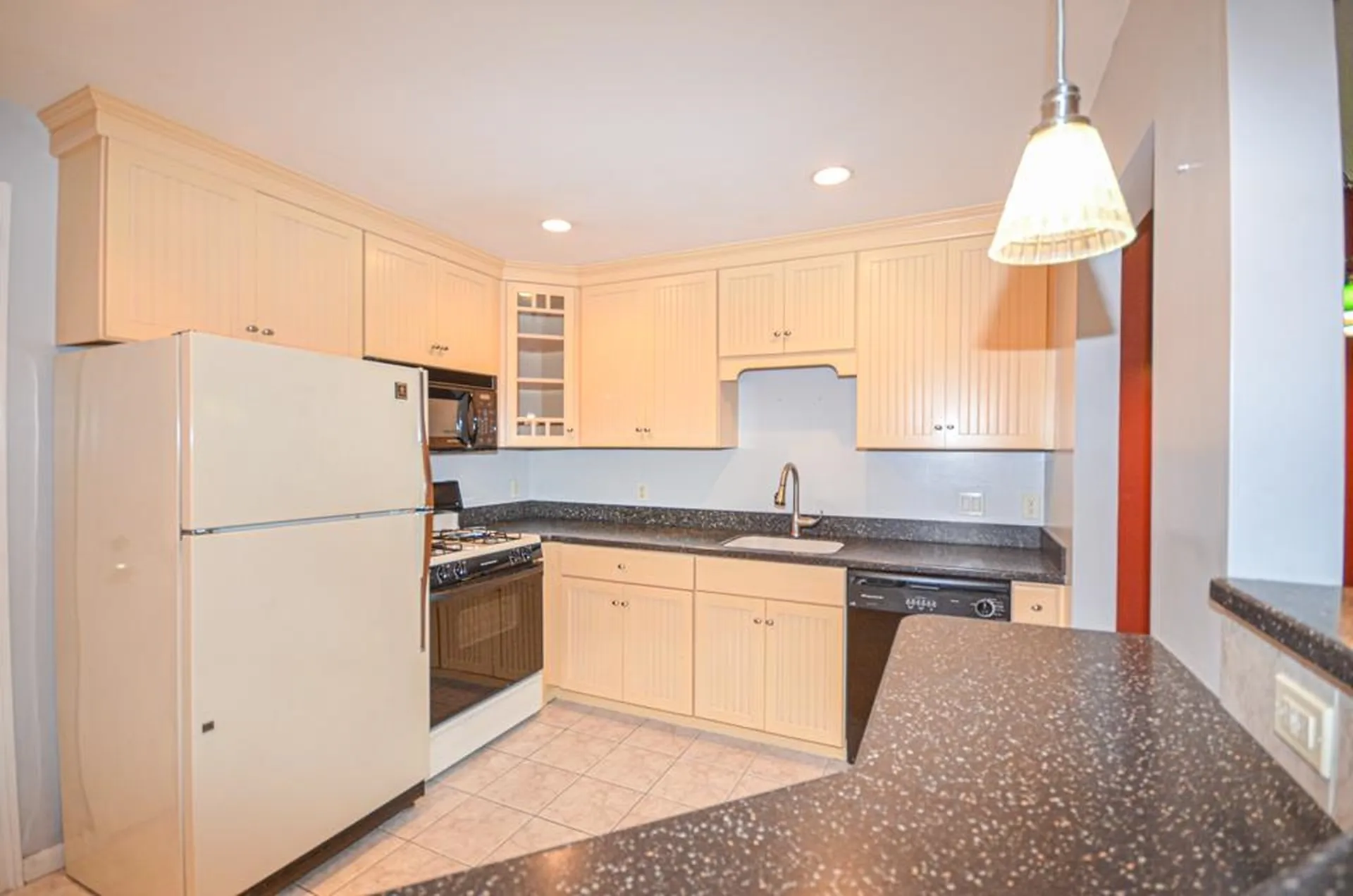 377 Huse Road Manchester NH 03103-3174