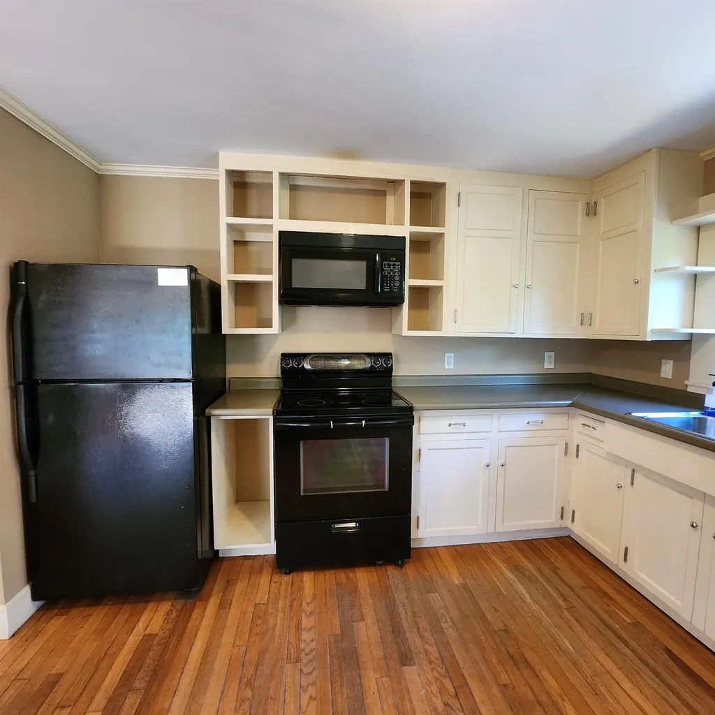 28 Old Wolfeboro Road Alton NH 03809