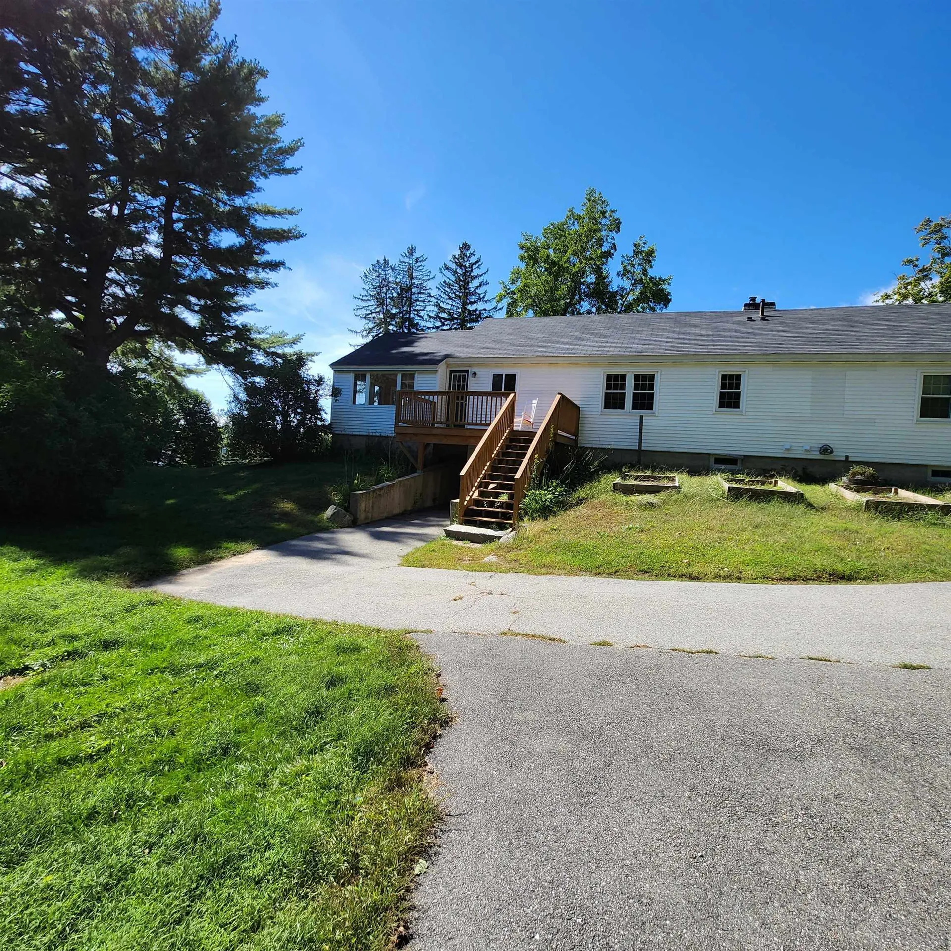 28 Old Wolfeboro Road Alton NH 03809