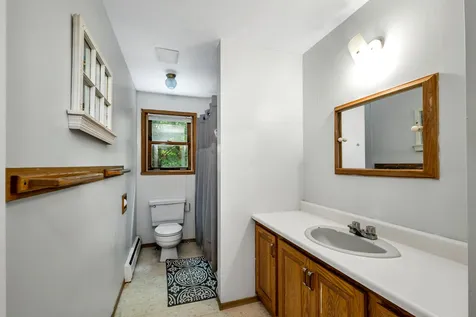 4 Oak Leaf Avenue Tuftonboro NH 03816