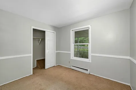 4 Oak Leaf Avenue Tuftonboro NH 03816