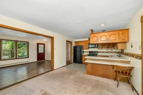 4 Oak Leaf Avenue Tuftonboro NH 03816