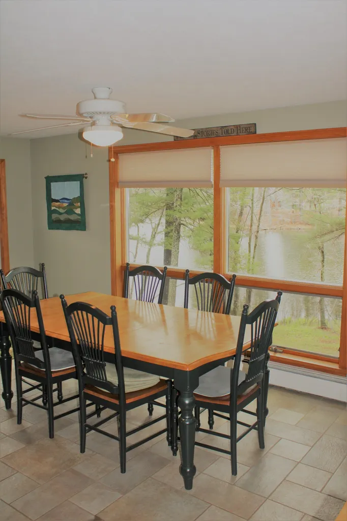 12 Pippen Lane Pittsfield NH 03263