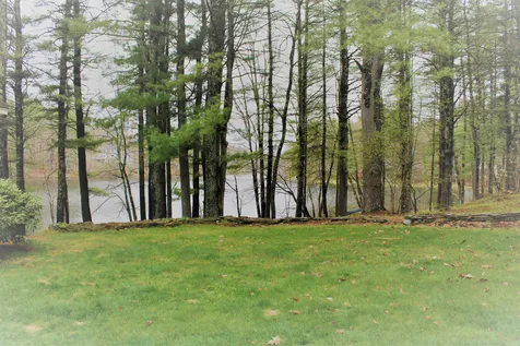 12 Pippen Lane Pittsfield NH 03263