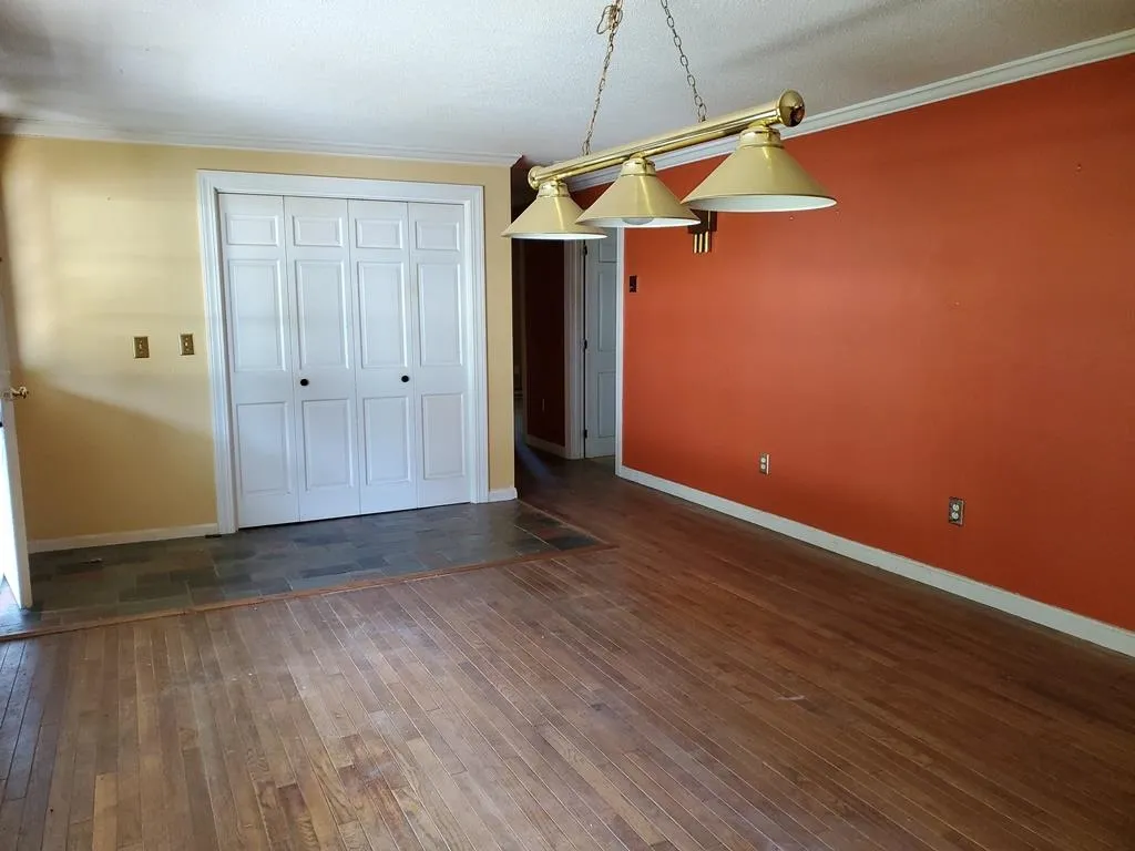 21 Jacqueline Avenue Claremont NH 03743