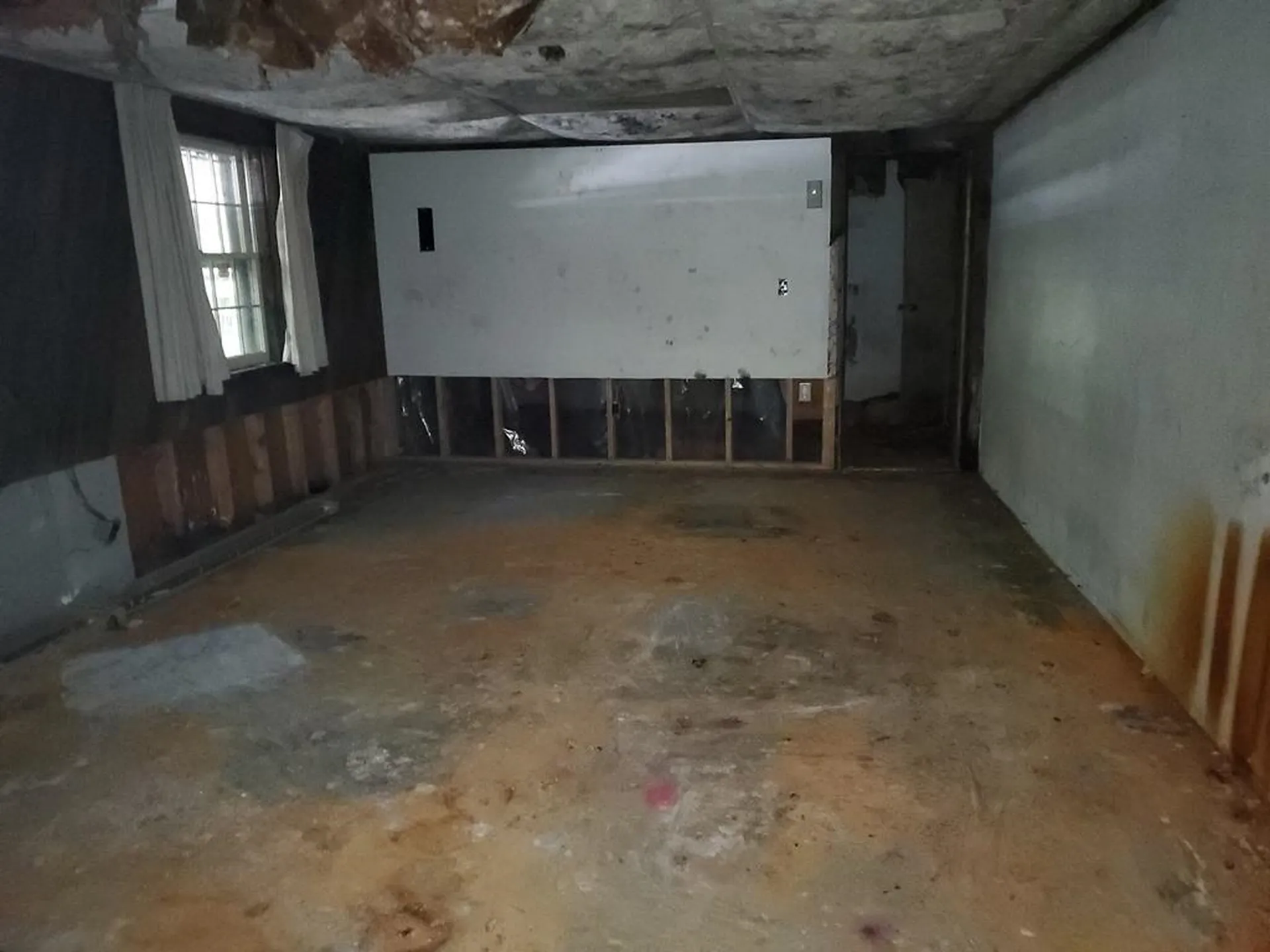 21 Jacqueline Avenue Claremont NH 03743