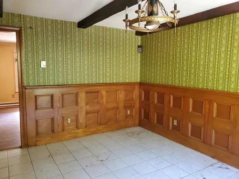 21 Jacqueline Avenue Claremont NH 03743