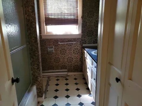 21 Jacqueline Avenue Claremont NH 03743