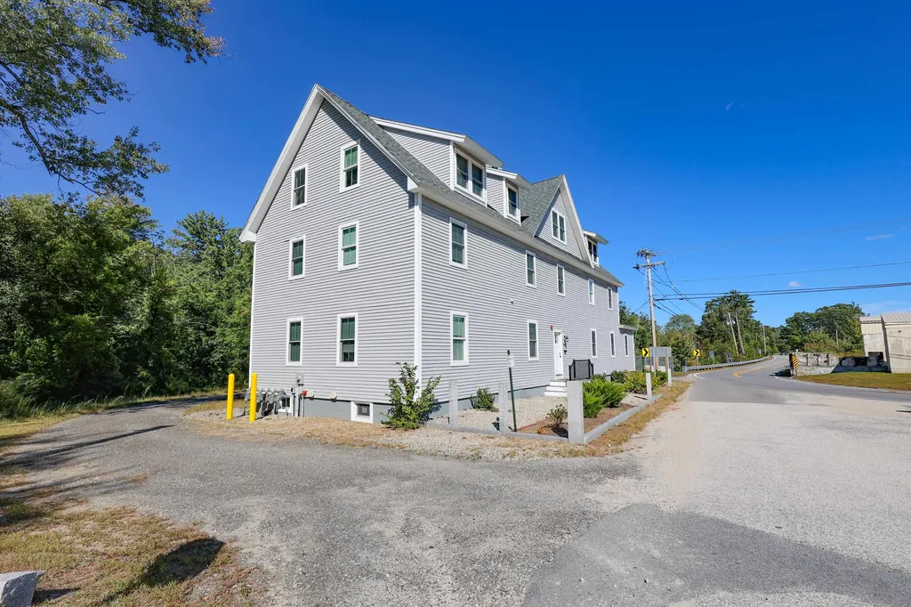 1966 Maple Street Hopkinton NH 03229