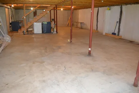 18 Redwater Road Croydon NH 03773