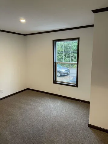 43 Willow Street Tilton NH 03276