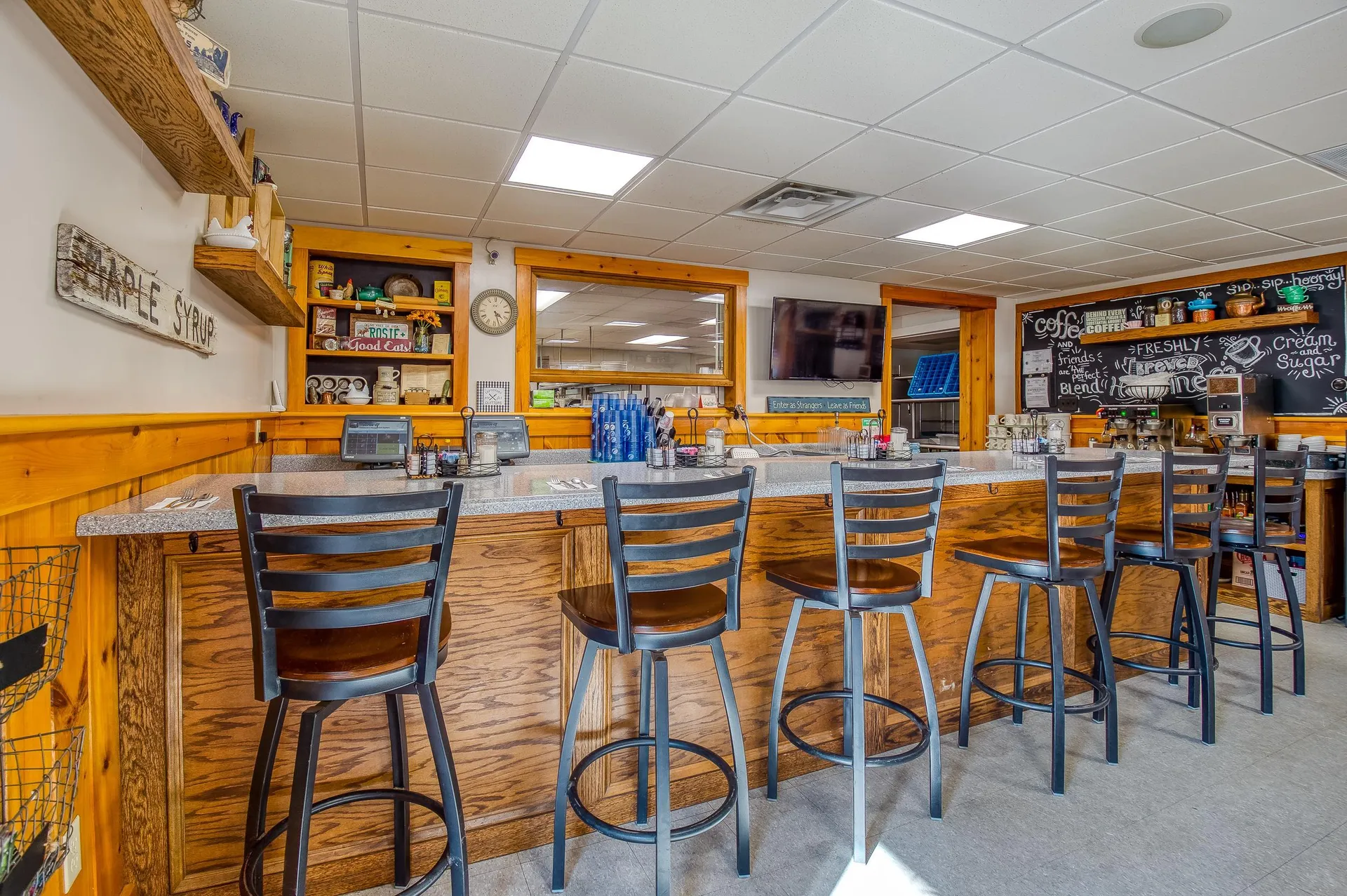 1547 White Mountain Highway Tamworth NH 03886