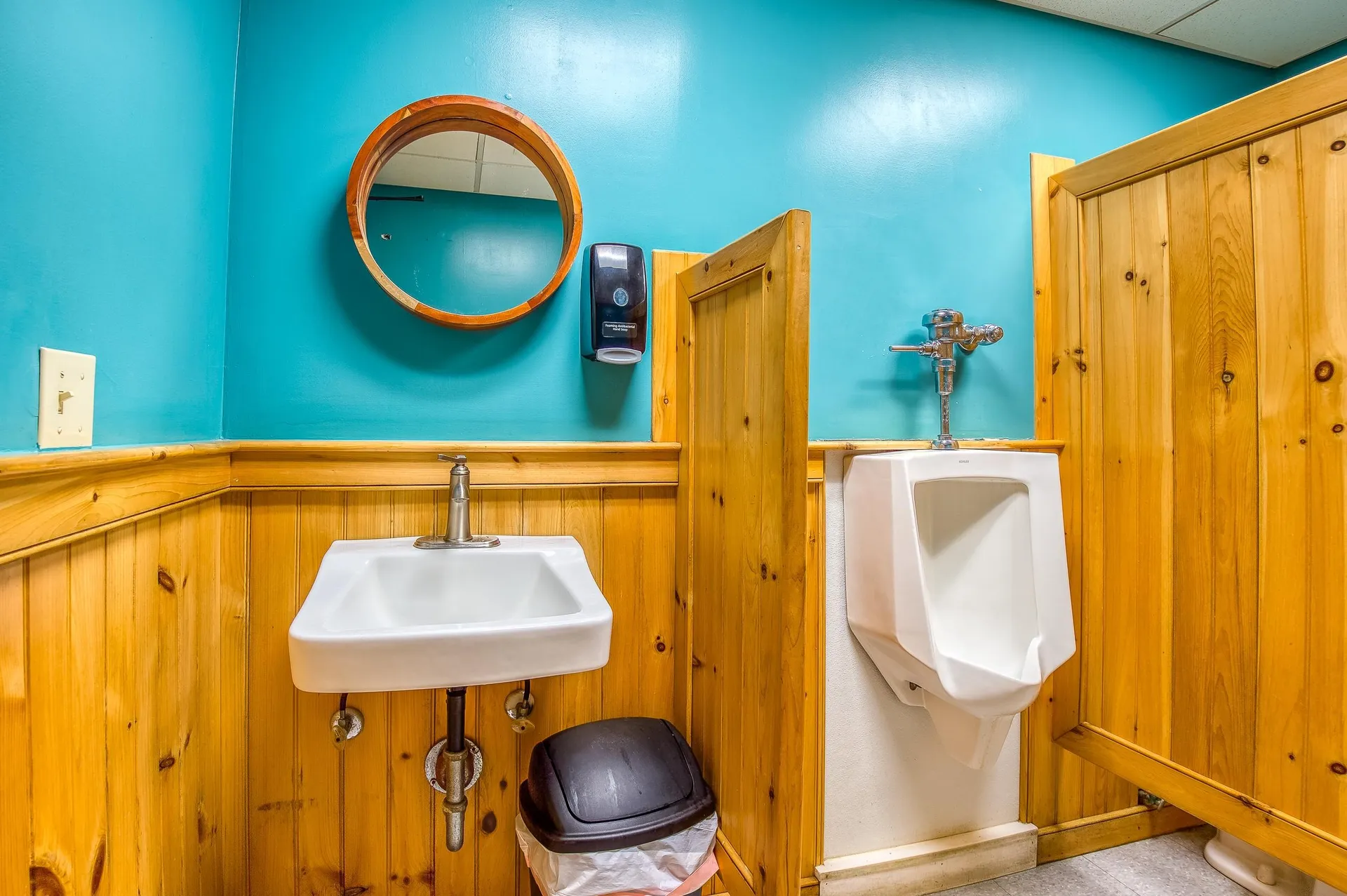 1547 White Mountain Highway Tamworth NH 03886