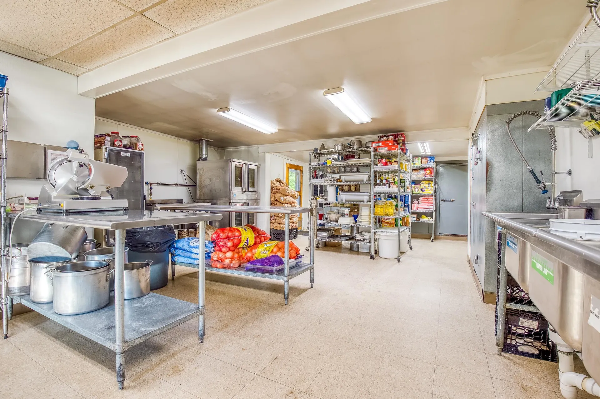1547 White Mountain Highway Tamworth NH 03886