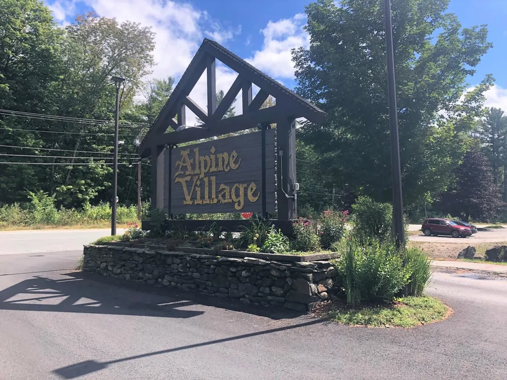 6 Monroe Drive Woodstock NH 03262
