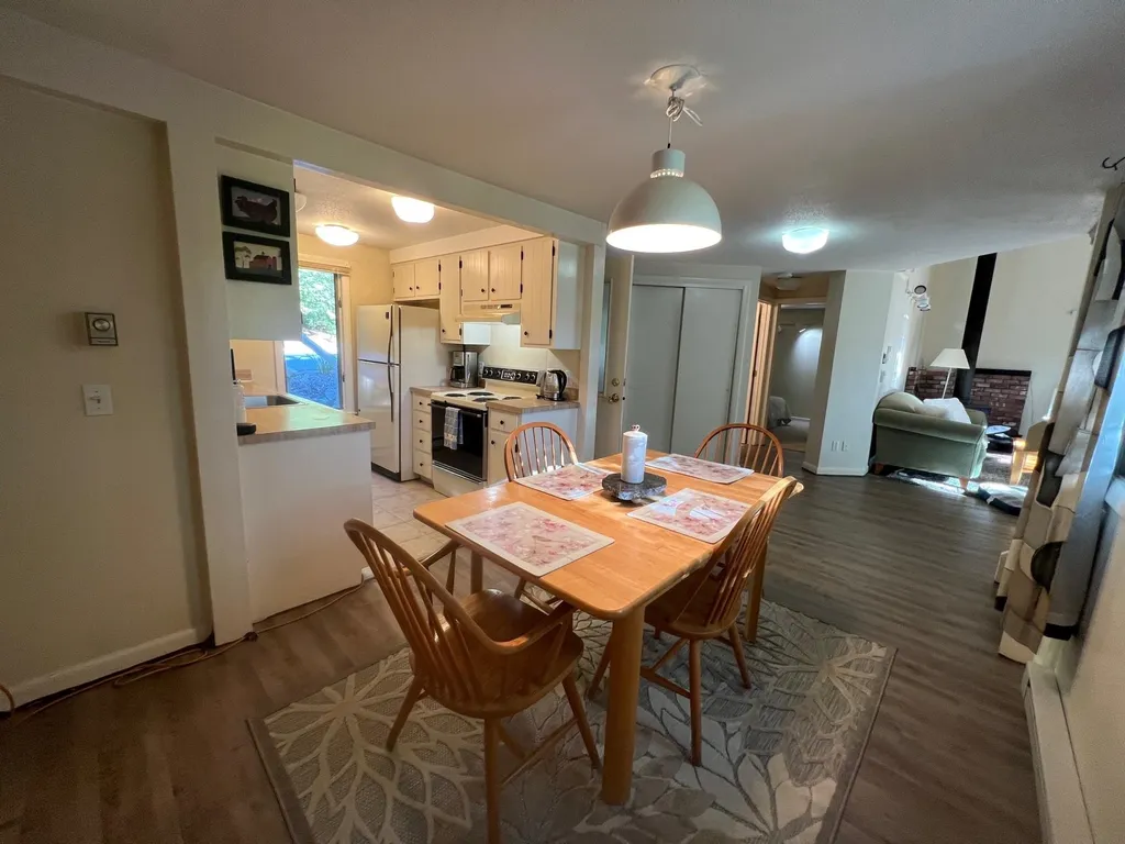 9 Pleasant Drive Grantham NH 03753
