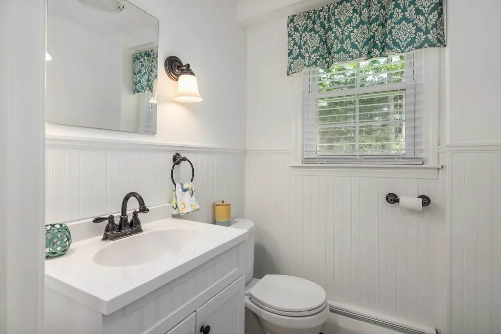 19 Ashbrook Drive Hampton NH 03842