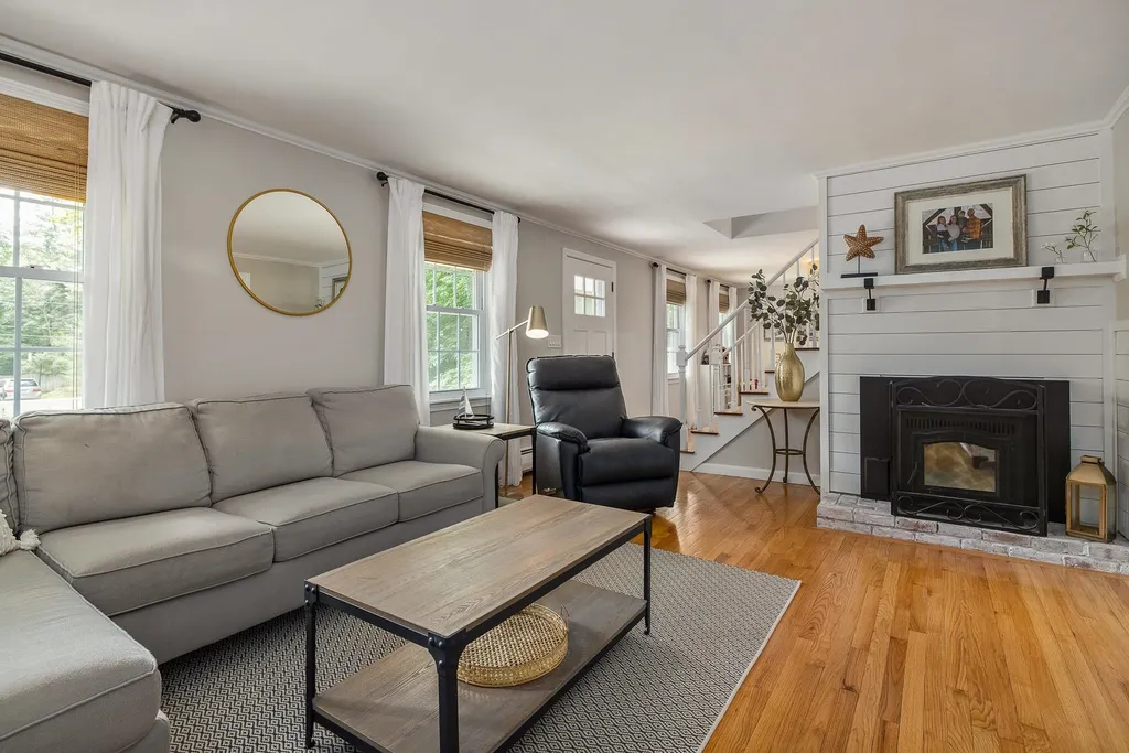 19 Ashbrook Drive Hampton NH 03842
