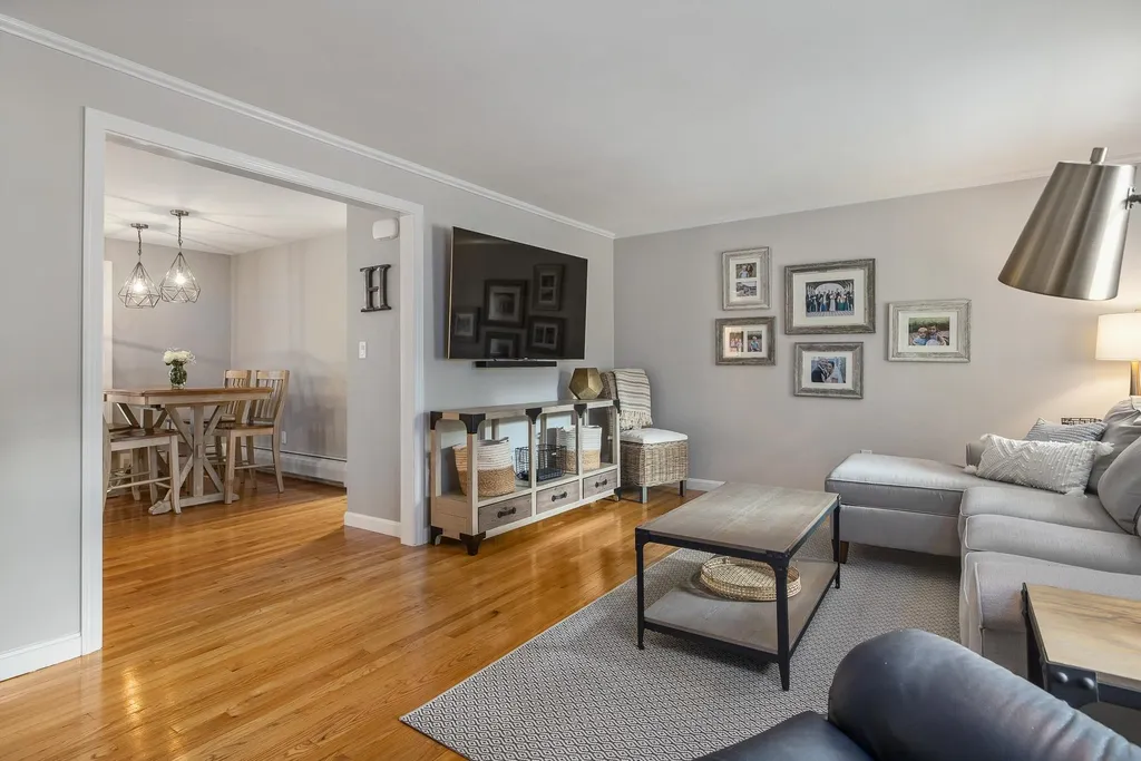 19 Ashbrook Drive Hampton NH 03842