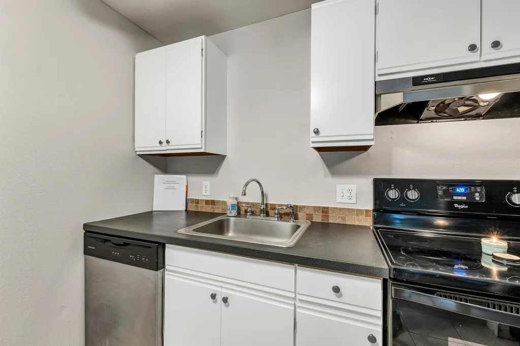 37 Alice Drive Concord NH 03302