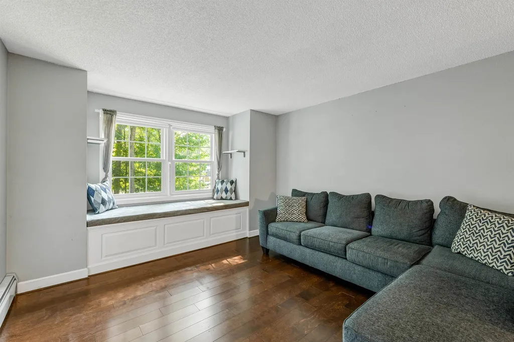 37 Alice Drive Concord NH 03302