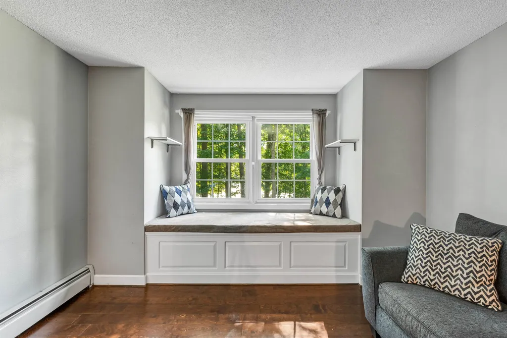 37 Alice Drive Concord NH 03302