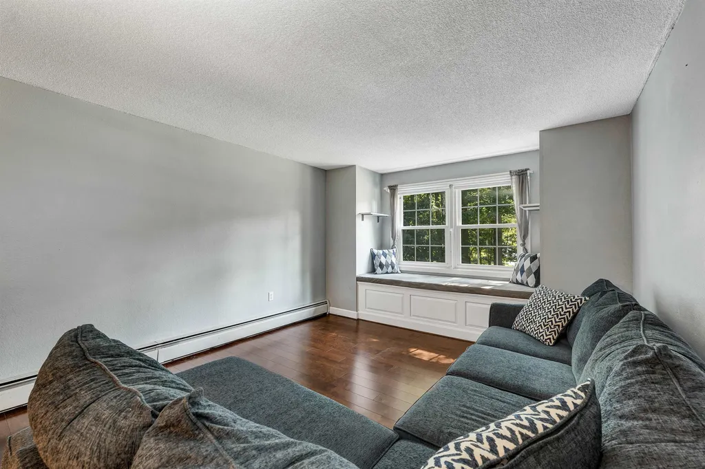 37 Alice Drive Concord NH 03302