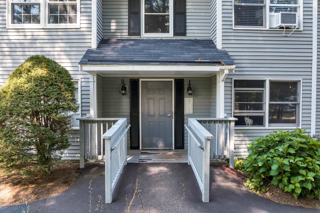 37 Alice Drive Concord NH 03302