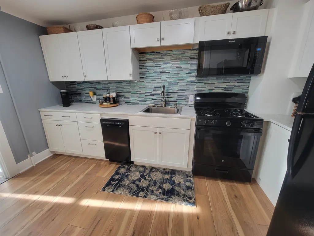 9 Cole Street Hampton NH 03842