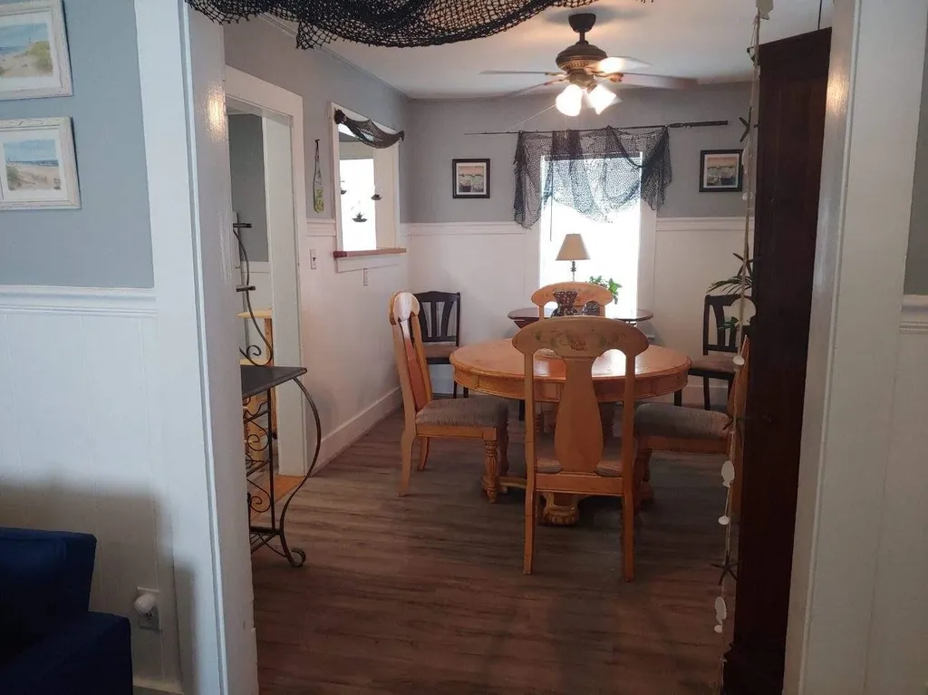 9 Cole Street Hampton NH 03842