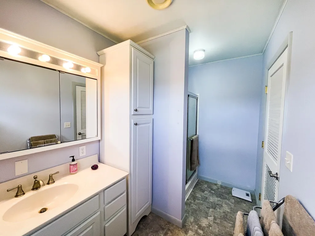 17 Palmer Lane Jericho VT 05465