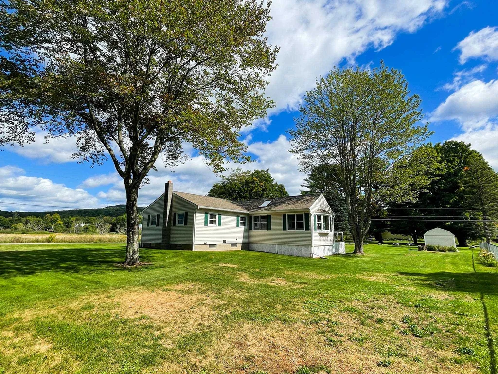 17 Palmer Lane Jericho VT 05465