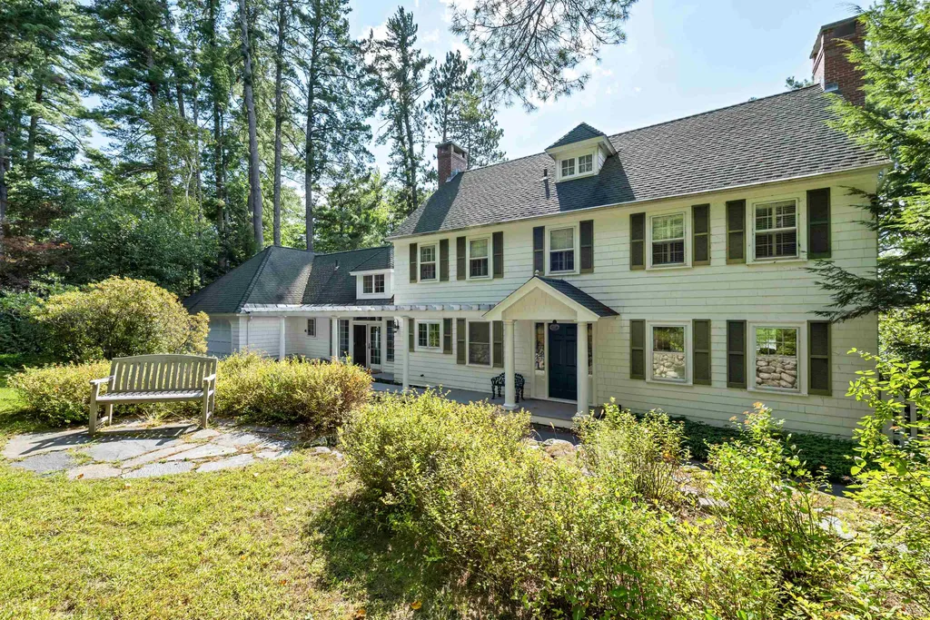 56 Bos N Way Moultonborough NH 03254