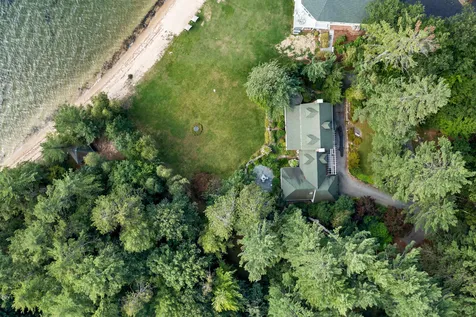 56 Bos N Way Moultonborough NH 03254