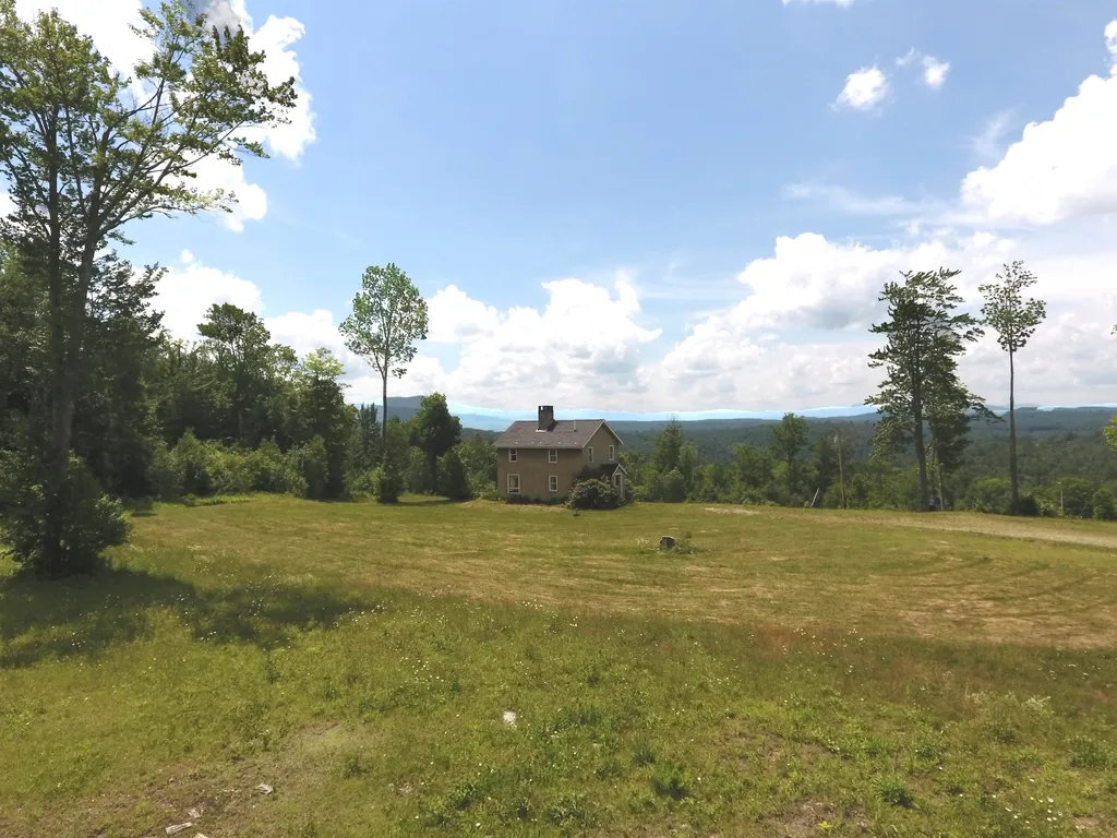 1751 Under The Mountain Road Londonderry VT 05155