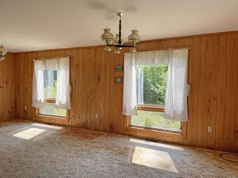 1751 Under The Mountain Road Londonderry VT 05155