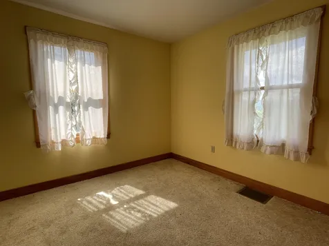 1751 Under The Mountain Road Londonderry VT 05155