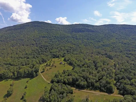 1751 Under The Mountain Road Londonderry VT 05155