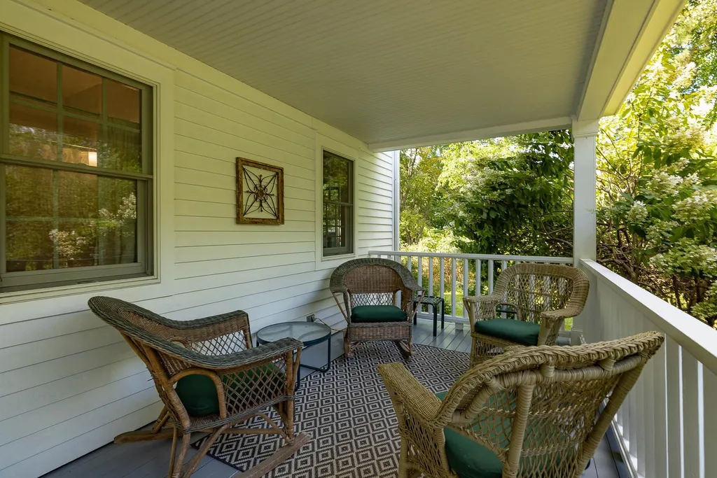 54 Neals Lane New Castle NH 03854