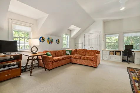 54 Neals Lane New Castle NH 03854